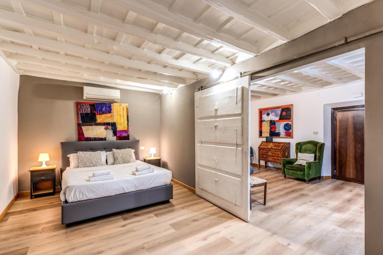 Lovely Spacious Apartment Near The Colosseum Rome Buitenkant foto