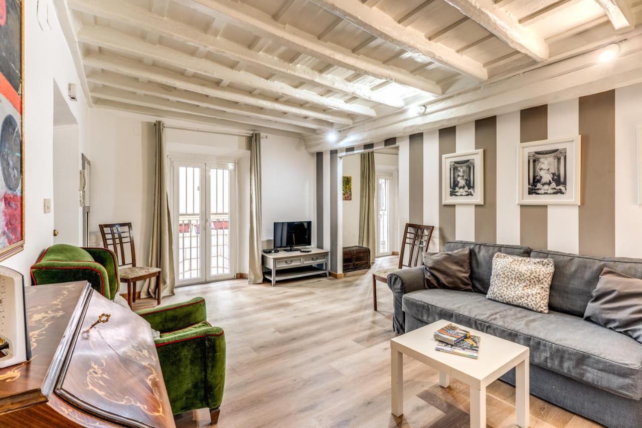 Lovely Spacious Apartment Near The Colosseum Rome Buitenkant foto