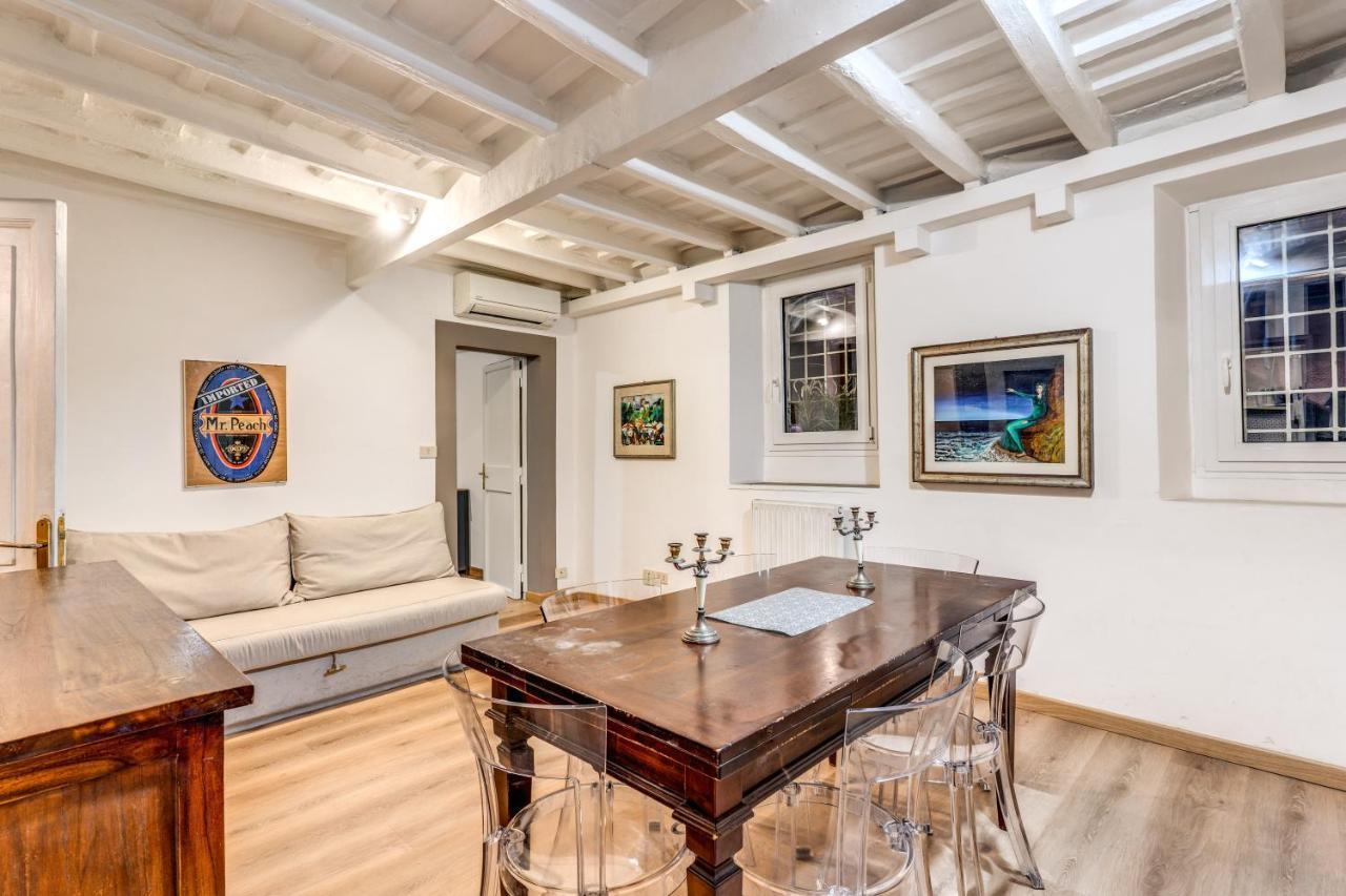 Lovely Spacious Apartment Near The Colosseum Rome Buitenkant foto